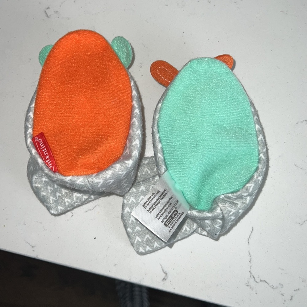 Infantino Sock Bootie Rattle - Picture 2 of 5